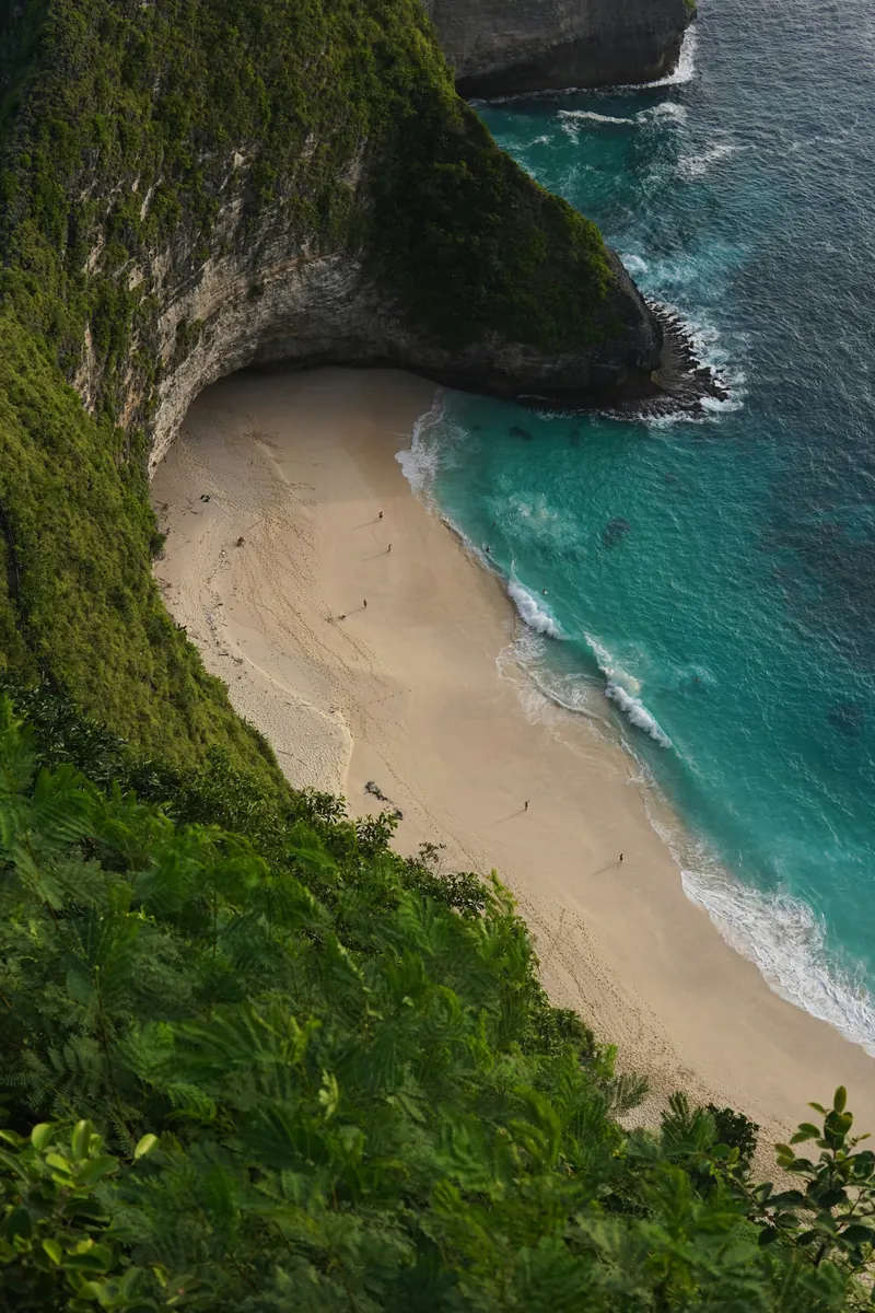 Kelingking Beach cove in Nusa Penida